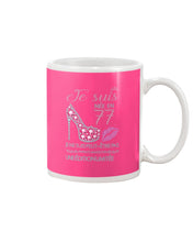 Load image into Gallery viewer, Je Suis Nee En 77 Je Ne Suis Peut-Être Pas Birthday Gift For Grandma Mug