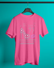 Load image into Gallery viewer, Je Suis Nee En 77 Je Ne Suis Peut-Être Pas Birthday Gift For Grandma Guys Tee
