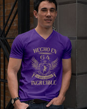 Load image into Gallery viewer, Hecho En 64 56 Anos Siendo Increible Special Custom Design Guys V-Neck