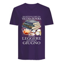 Load image into Gallery viewer, Mai Sottovalutare Una Vecchia Signore Che Ama Leggere Ed E Nata In Giugno Trending Guys V-Neck