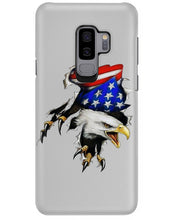 Load image into Gallery viewer, Eagle Giant Scratch USA Flag Gift For Women Phone case