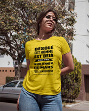 Load image into Gallery viewer, Désolé Cet Homme Est Déjà Pris Par Une Femme De Mars Birthday Gift Ladies Tee