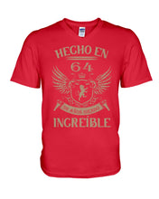 Load image into Gallery viewer, Hecho En 64 56 Anos Siendo Increible Special Custom Design Guys V-Neck