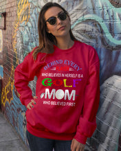 Load image into Gallery viewer, Golf Who Believes In Herself Gift For Sport Lovers Sweatshirt
