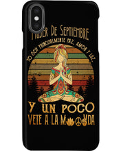 Load image into Gallery viewer, Mujer De Septiembre El Alma De Una Bruja Retro Vintage Gift  For Yoga Lovers Phone case
