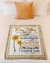 Load image into Gallery viewer, Sunflower Present For Mom Let You Know You're Appreciated  Trending Fleece Blanket
