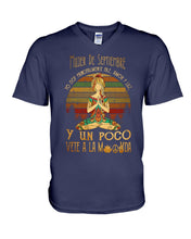 Load image into Gallery viewer, Mujer De Septiembre El Alma De Una Bruja Retro Vintage Gift  For Yoga Lovers Guys V-Neck
