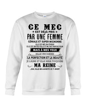Load image into Gallery viewer, Birthday Meaningful Gift Geniale Super Mignonne Elle Est Nee En Fevrier Sweatshirt
