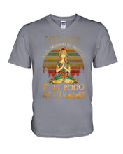 Load image into Gallery viewer, Mujer De Septiembre El Alma De Una Bruja Retro Vintage Gift  For Yoga Lovers Guys V-Neck
