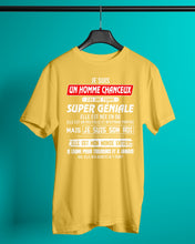 Load image into Gallery viewer, Je Suis Un Homme Chanceux J'ai Line Femme Custom Design Je Suis Son Roi Guys Tee

