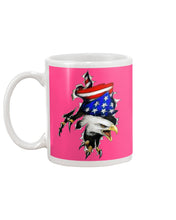 Load image into Gallery viewer, Eagle Giant Scratch USA Flag Gift For Women Mug
