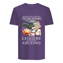 Load image into Gallery viewer, Mai Sottovalutare Una Vecchia Signore Che Ama Leggere Ed E Nata In Giugno Trending Guys V-Neck
