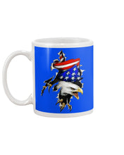 Load image into Gallery viewer, Eagle Giant Scratch USA Flag Gift For Women Mug
