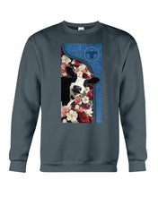 Load image into Gallery viewer, Cow Vintage Magic Gift For Cow Lovers Sweatshirt
