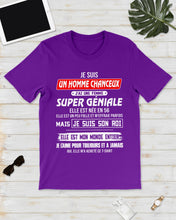 Load image into Gallery viewer, Je Suis Un Homme Chanceux J'ai Line Femme Custom Design Je Suis Son Roi Guys Tee
