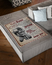 Load image into Gallery viewer, Never Feel That You Are Alone Papa Gift For Son A Hug Fleece Blanket
