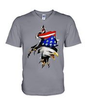 Load image into Gallery viewer, Eagle Giant Scratch USA Flag Gift For Women Guys V-Neck
