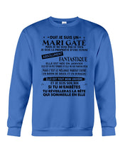 Load image into Gallery viewer, Absolument Fantastique Elle Est Nee En Javrier Birthday Meaningful Gift Sweatshirt
