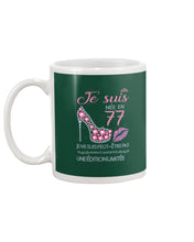 Load image into Gallery viewer, Je Suis Nee En 77 Je Ne Suis Peut-Être Pas Birthday Gift For Grandma Mug
