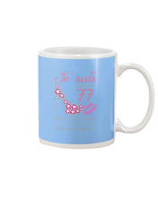 Load image into Gallery viewer, Je Suis Nee En 77 Je Ne Suis Peut-Être Pas Birthday Gift For Grandma Mug

