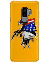 Load image into Gallery viewer, Eagle Giant Scratch USA Flag Gift For Women Phone case
