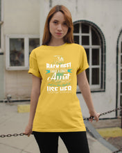 Load image into Gallery viewer, Back Off I Have A Crazy Aunt And I'm Not Afraid To Use Her Guys Tee
