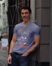 Load image into Gallery viewer, Lé Dames Aux Thats Vrais Sont Nées En   Juin For Birthday Gift Guys V-Neck
