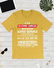 Load image into Gallery viewer, Je Suis Un Homme Chanceux J'ai Line Femme Custom Design Je Suis Son Roi Guys Tee
