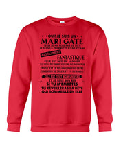 Load image into Gallery viewer, Absolument Fantastique Elle Est Nee En Javrier Birthday Meaningful Gift Sweatshirt
