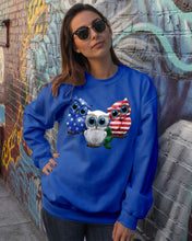 Load image into Gallery viewer, Lovely Phone Case Three Owl With US Flag Gift For Owl Lovers Sweatshirt
